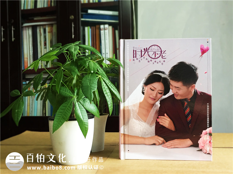 結(jié)婚紀念冊制作 欣賞結(jié)婚紀念冊模板 回味婚姻生活的每一個儀式感第1張-宣傳畫冊,紀念冊設計制作-價格費用,文案模板,印刷裝訂,尺寸大小